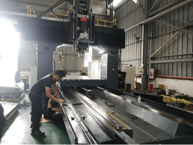 Low Cost Precision Multi Spindle Cnc Machining Center