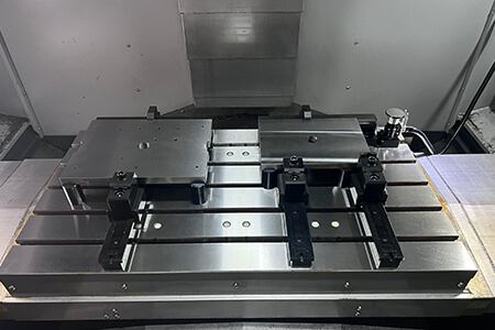 Vertical Machining Center LJ-1270B-2T-5